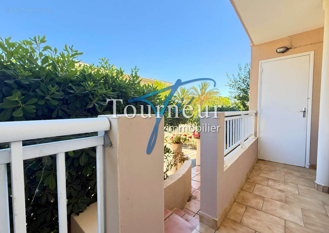 Appartement à SIX-FOURS-LES-PLAGES