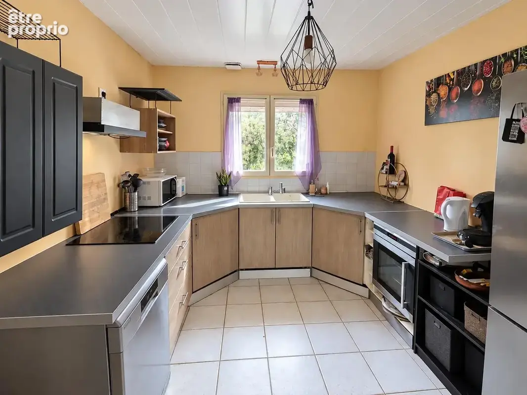 Maison T5 + Studio indépendant et jardin à Castelginest - photo 4