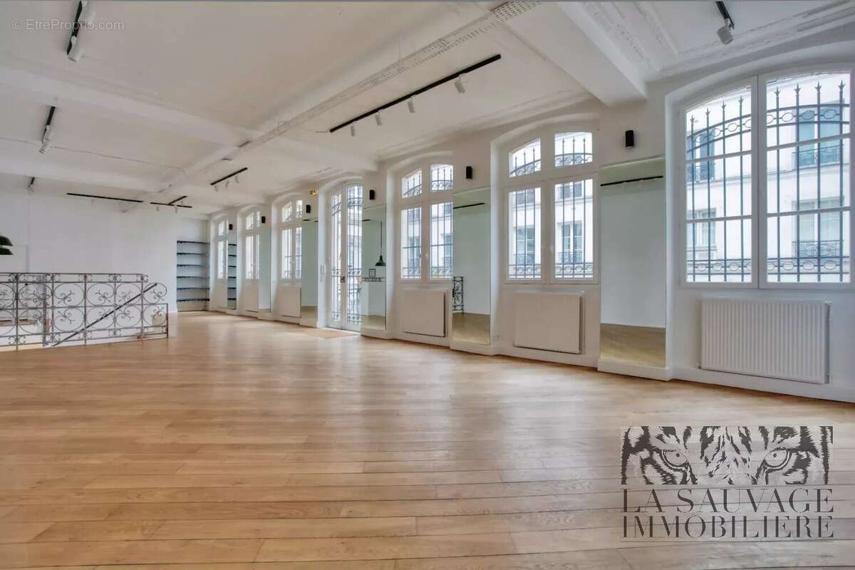 Appartement à PARIS-3E