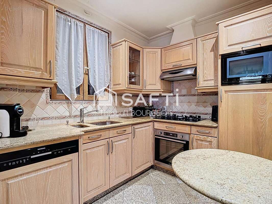 Photo 4 - Maison à VILLEMOMBLE