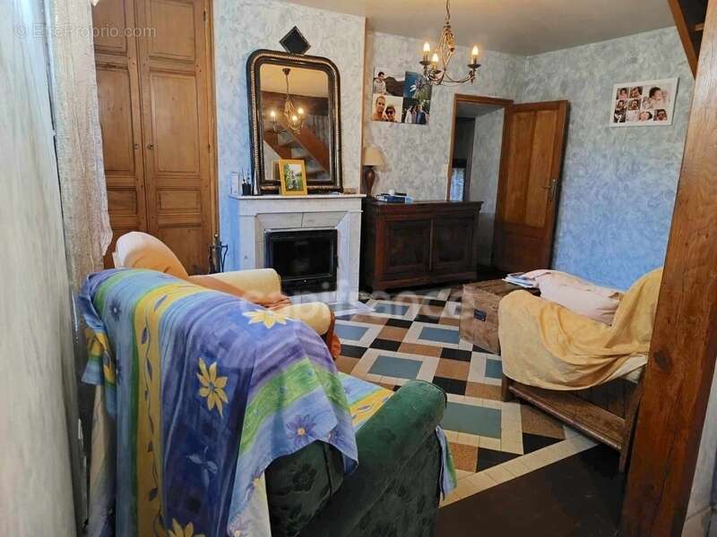 Maison à ARCES-DILO