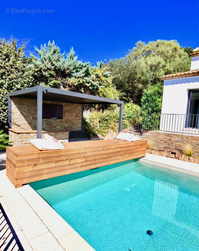 Maison à CAVALAIRE-SUR-MER