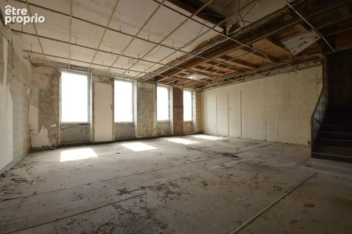 Immeuble a renover 17marans centre ville - photo 4