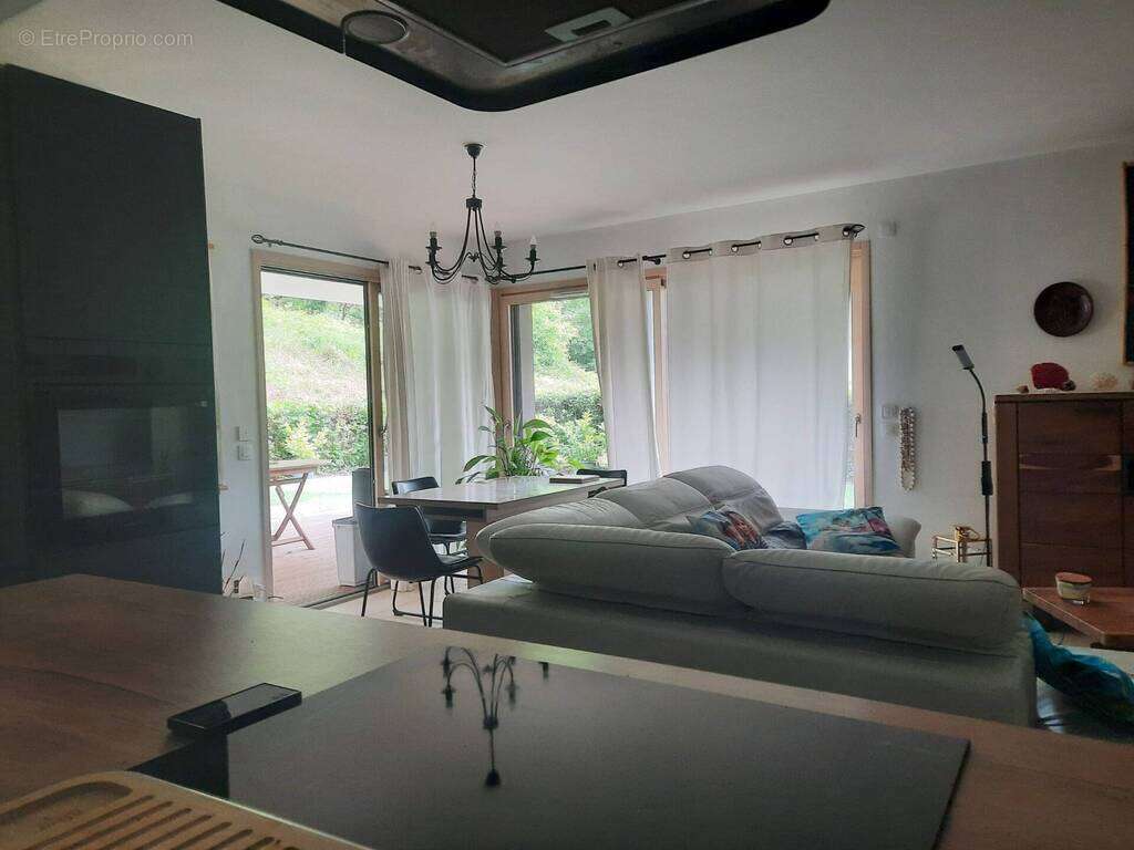 Appartement à DIVONNE-LES-BAINS