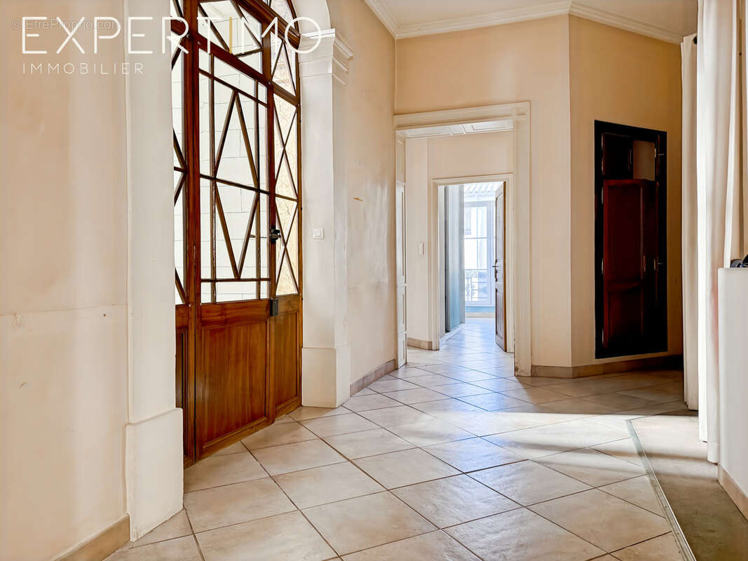 Appartement à LUNEL