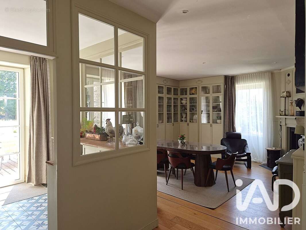 Maison 150 m² à Avrigney-Virey  - photo 6
