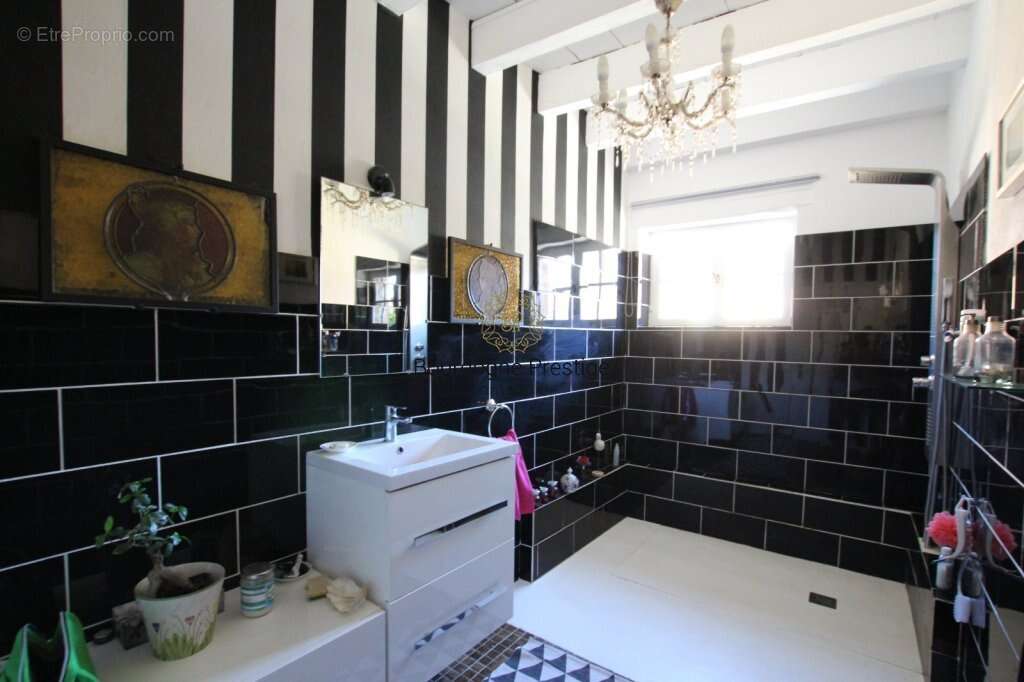 Maison à SAINT-GENGOUX-LE-NATIONAL