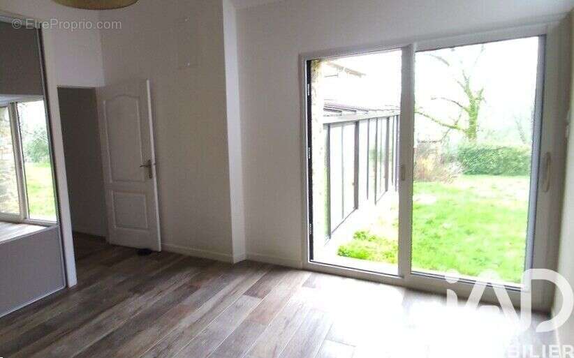 Maison 132 m² à Aigonnay  - photo 6