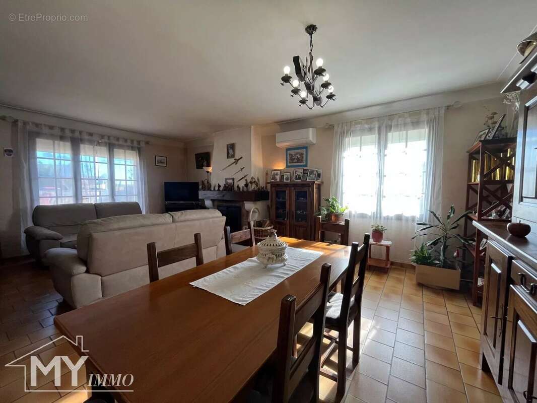 Maison à SAINT-AVIT-SAINT-NAZAIRE