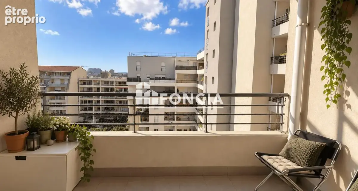 Beau T3 en dernier étage avec 35 m² de terrasses et box - photo 3