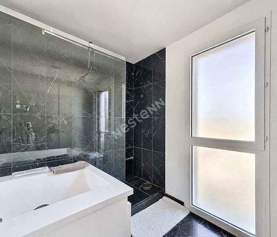 Appartement à ASNIERES-SUR-OISE