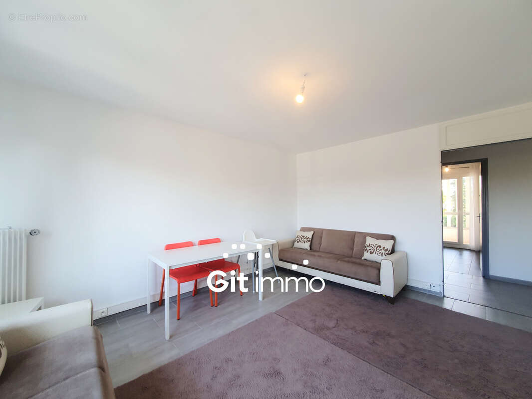 Appartement à MARSEILLE-9E