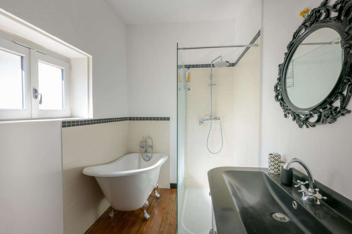 Maison à SAVONNIERES