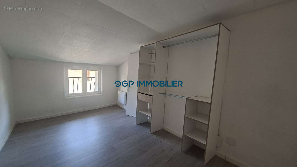 Maison à LA MAGDELAINE-SUR-TARN