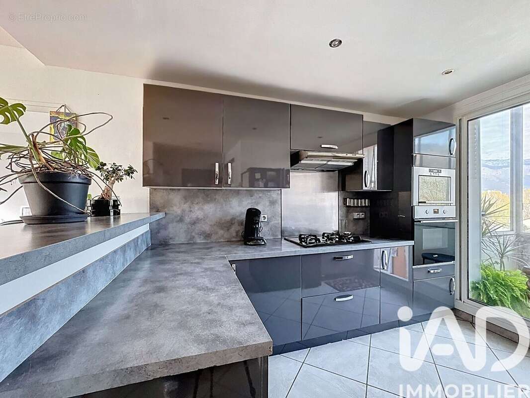 Photo 4 - Appartement à SAINT-MARTIN-D'HERES