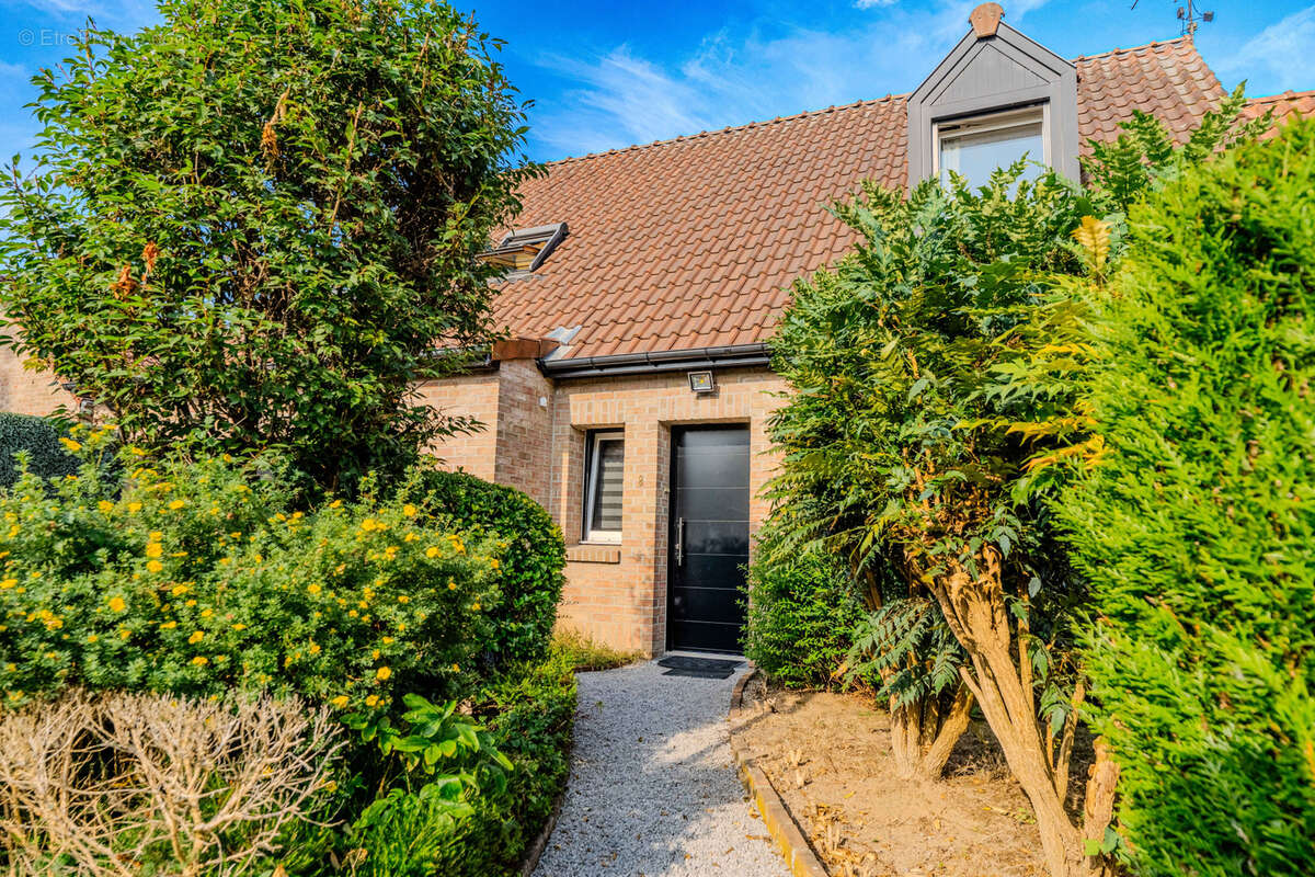 Maison semi plain-pied offrant de beaux volumes ! - photo 2