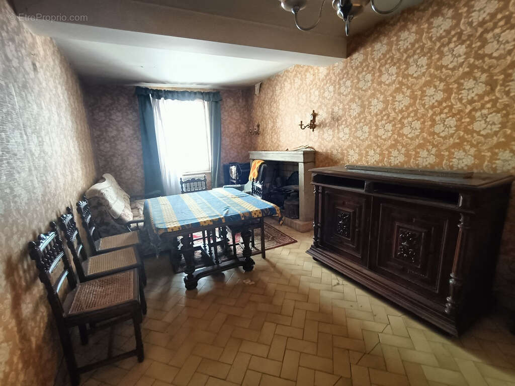 Maison à SAINT-POURCAIN-SUR-SIOULE