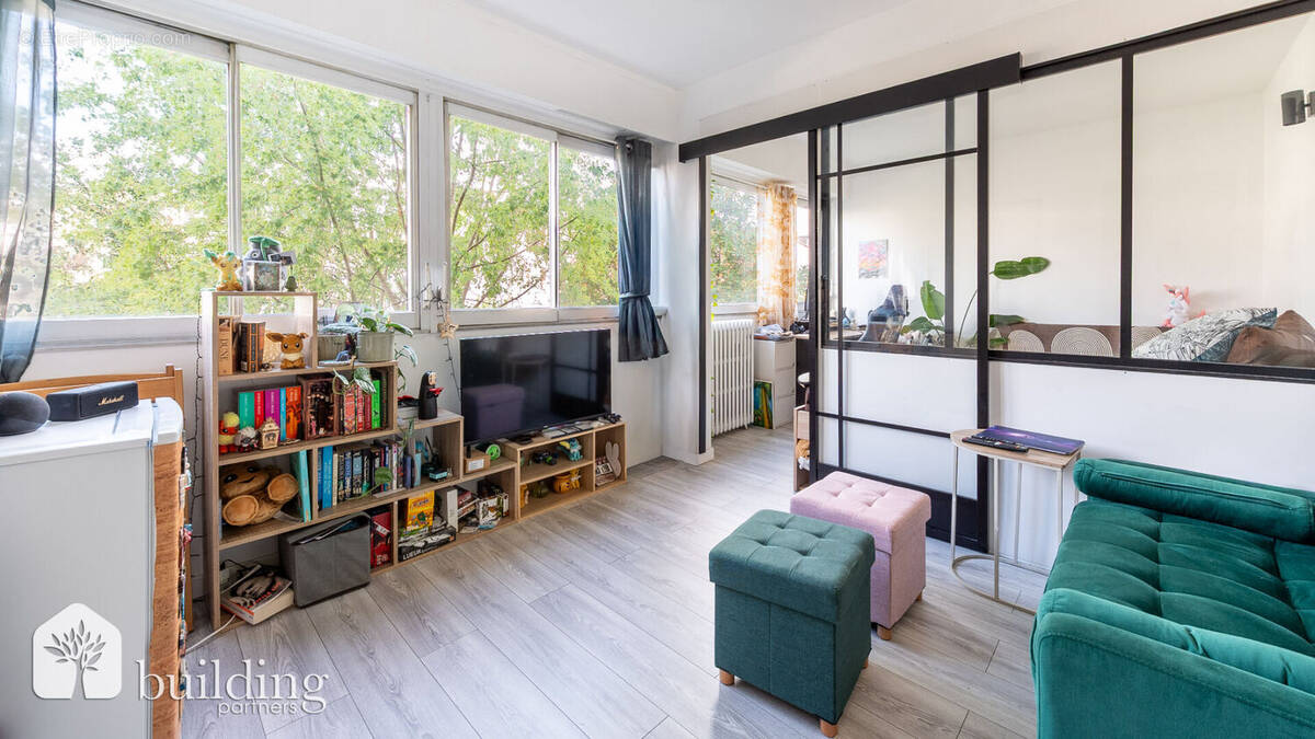 Appartement à COURBEVOIE