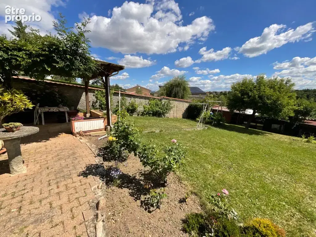 Saint-Just - Villa 98,50 m² - photo 8