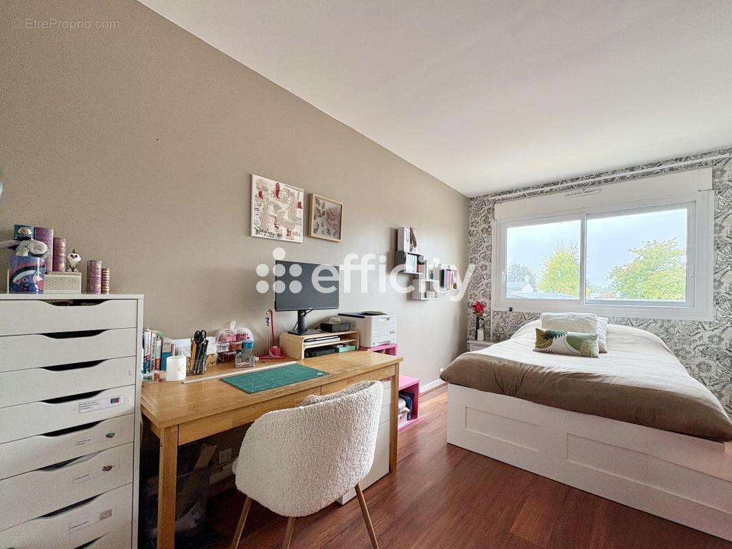 Appartement à RUEIL-MALMAISON