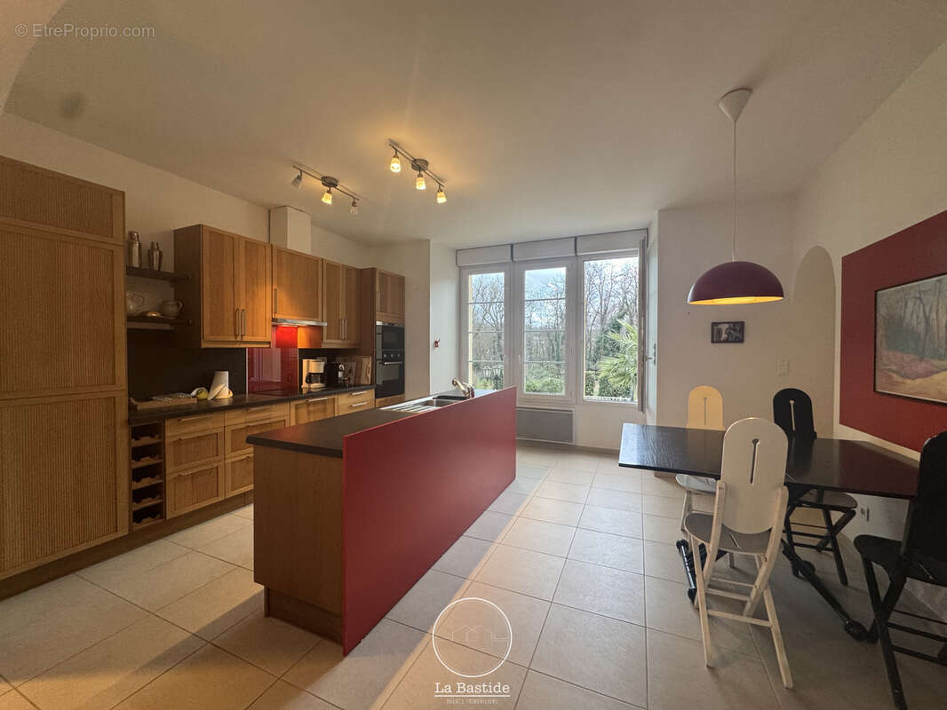 Maison à LA BATIE-ROLLAND