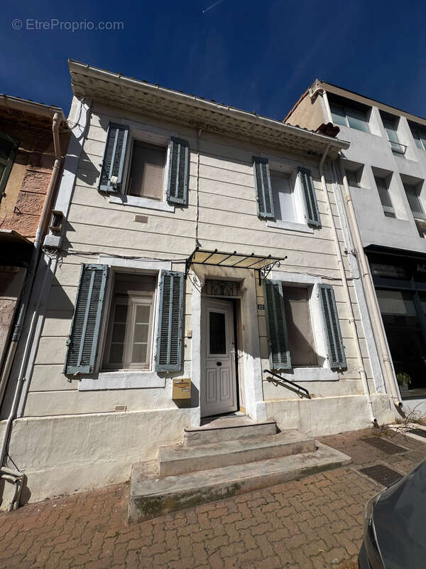 Maison à PORT-DE-BOUC