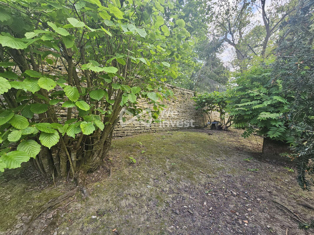 Maison à MEZIDON-CANON