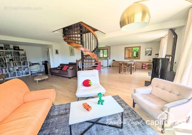 Maison familiale de 171 m² - 5 Chambres - Vue panoramique - AUTRANS MEAUDRE EN VERCORS (38112) - photo 7