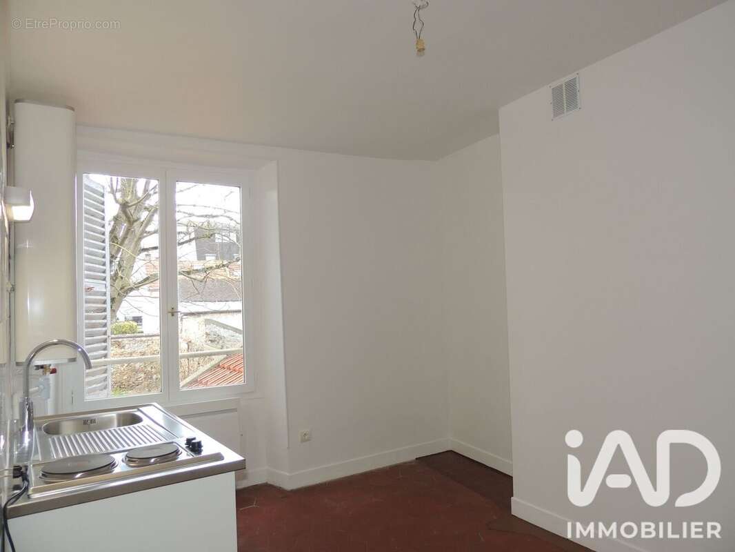 Appartement 37 m² à Arpajon  - photo 7