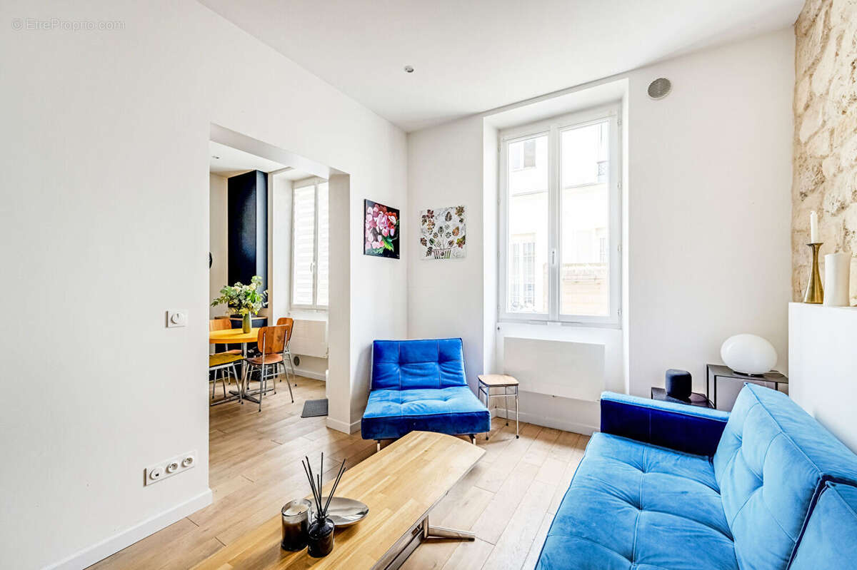 Appartement Loft Paris 2 pièce(s) 32 m2 - photo 2
