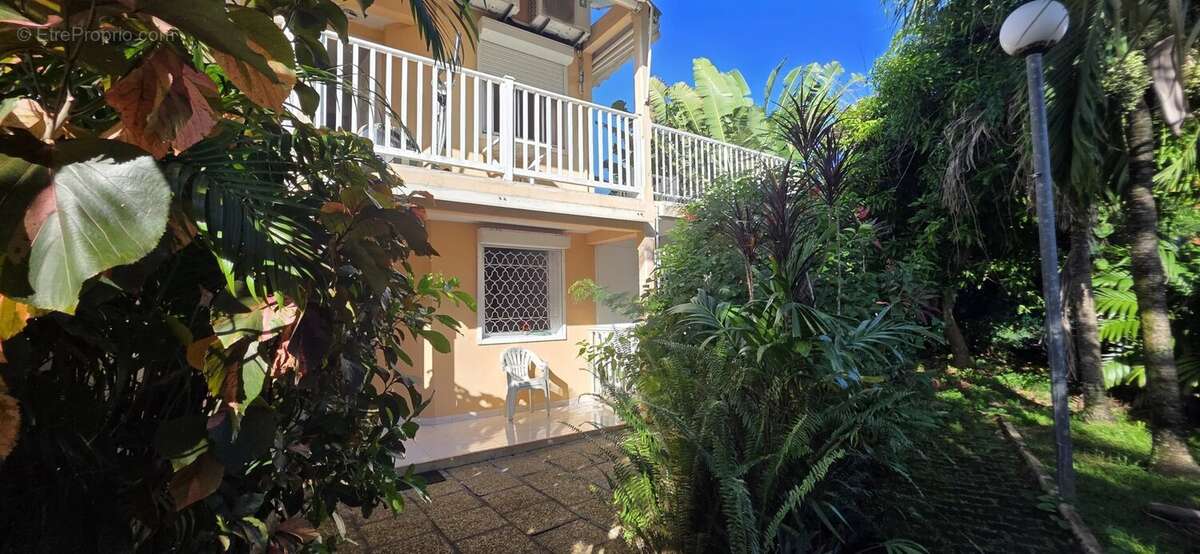 Appartement à LES TROIS-ILETS