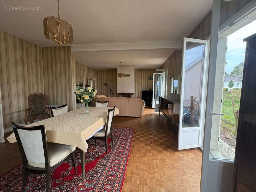 Maison à SAINT-MAUR