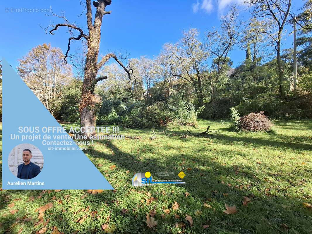 Terrain à SAINT-CLAIR-DU-RHONE