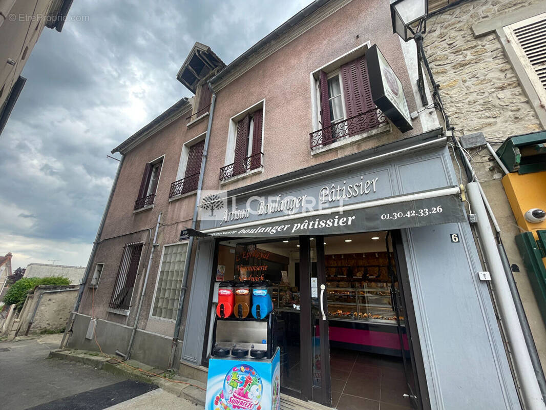 Appartement à VETHEUIL