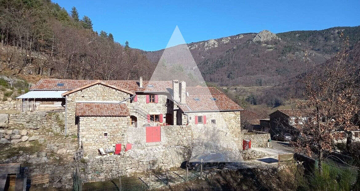 Maison à LABASTIDE-SUR-BESORGUES