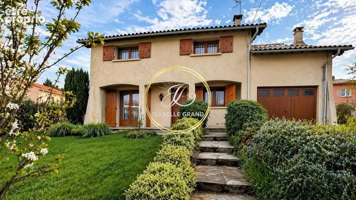 Maison 7 pièces 210 m² à vendre à Ria-Sirach (66500) - photo 2