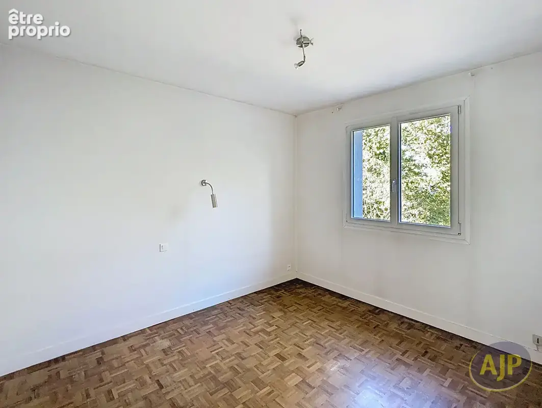 Thorigné-Fouillard - Maison sur terrain de 400 m² - photo 8