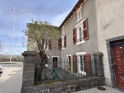 Maison à SAINT-FLOUR