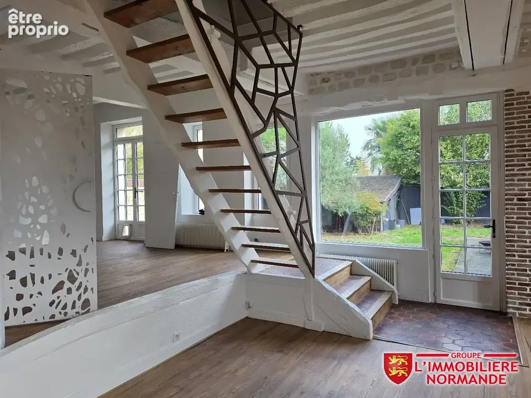Au cur du Vaudreuil, le charme d'une maison, le bonheur d'une vie de village - photo 2