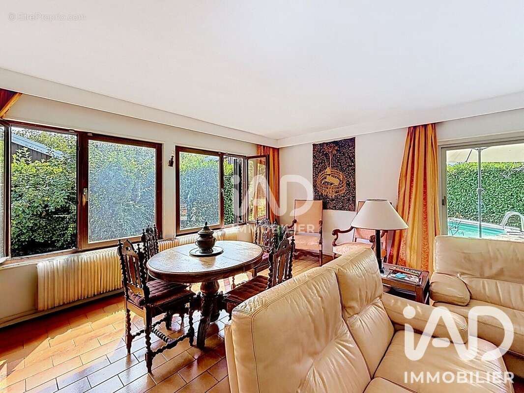 Maison 135 m² à Claye-Souilly  - photo 7