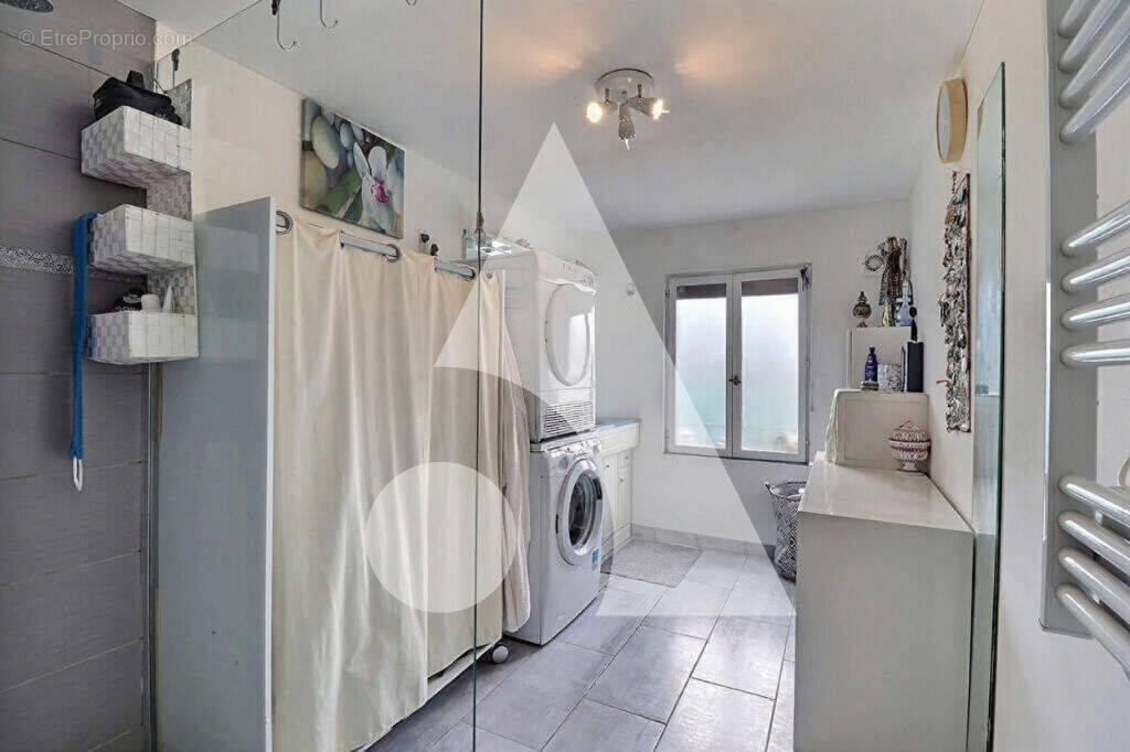 Maison à PETITE-FORET