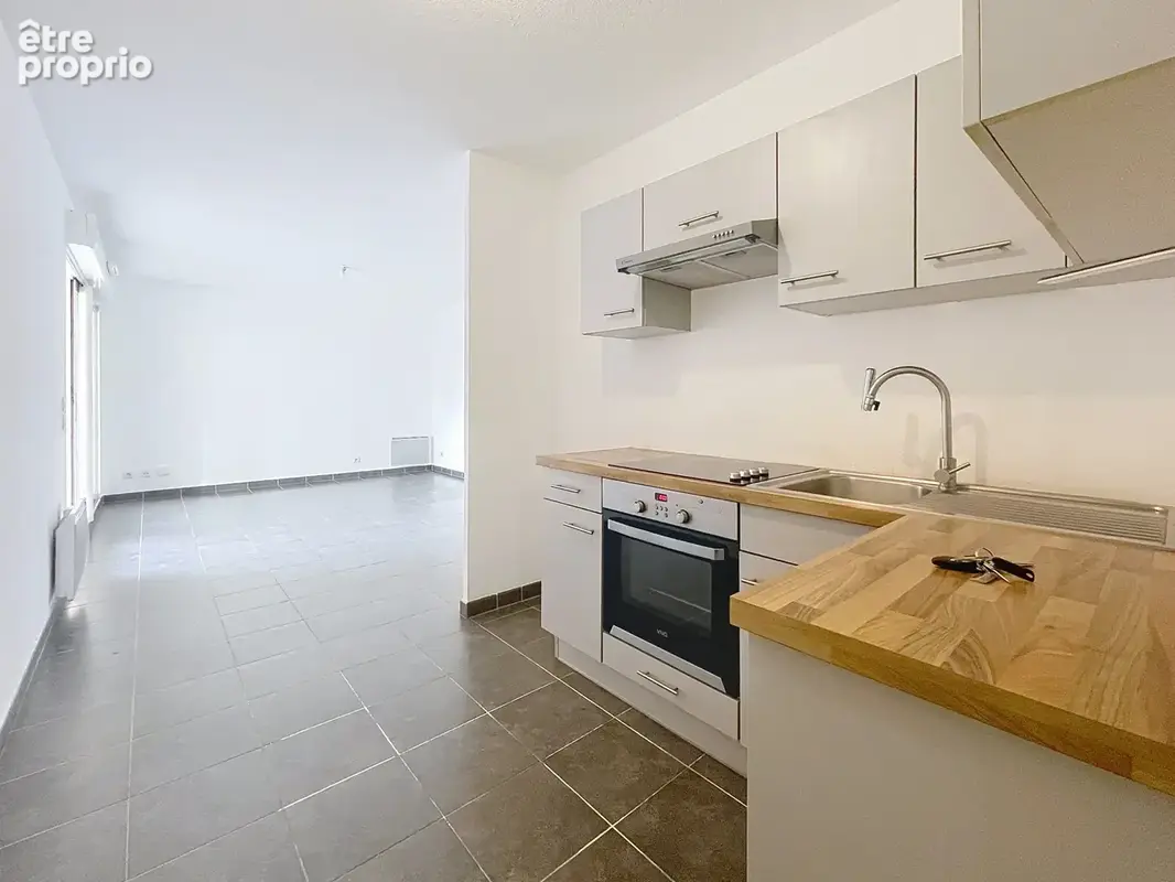 À Antibes, vente agréable 2 Pièces 48m2, super emplacement - photo 3