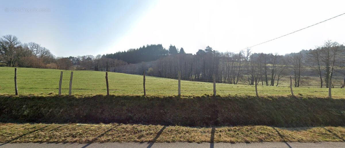 Terrain à SERVIERES-LE-CHATEAU