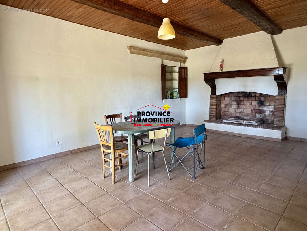 Maison 86 m² à Montsegur-Sur-Lauzon  - photo 6