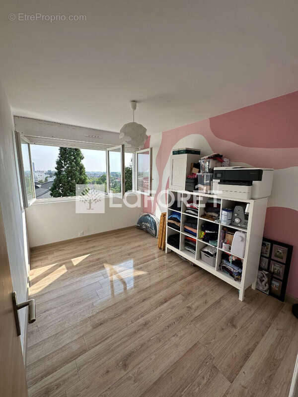 Appartement 3 chambres, balcon, cave, sous-sol - photo 4