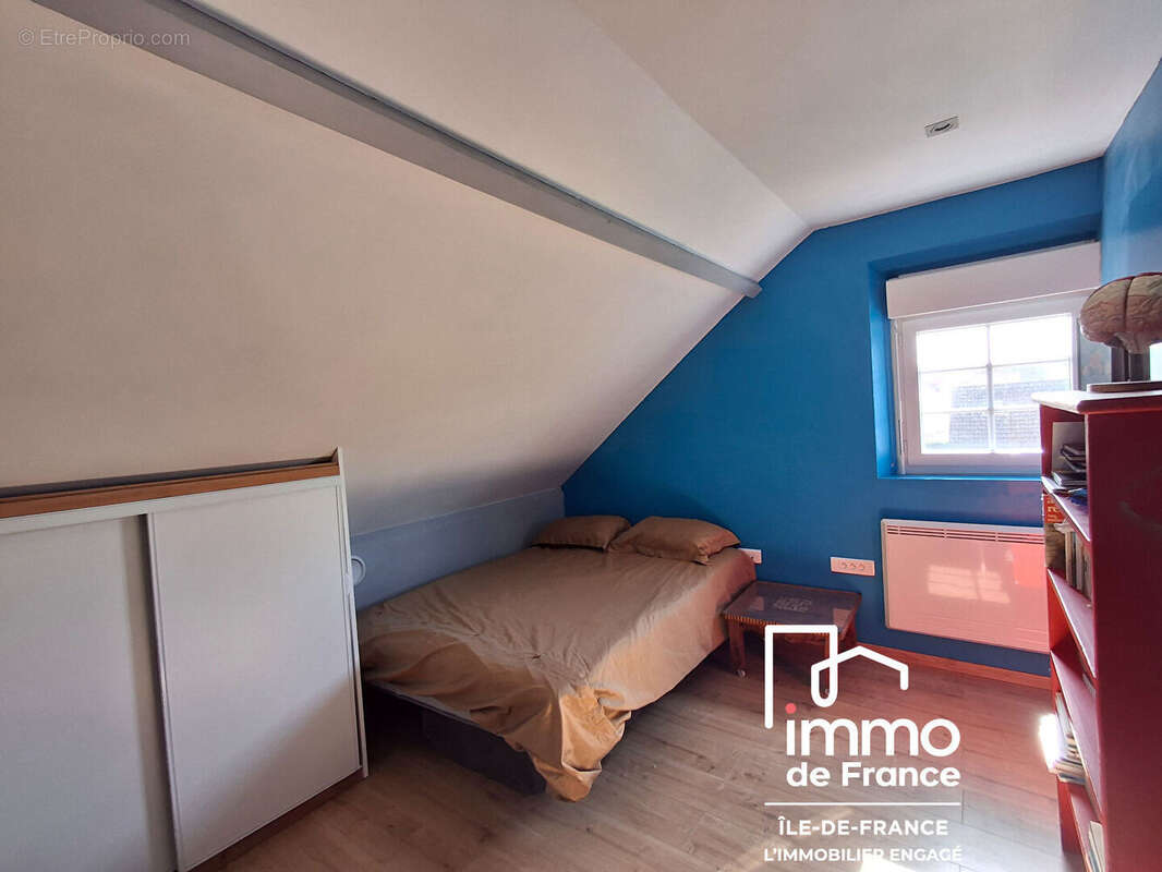 Maison à FRENEUSE