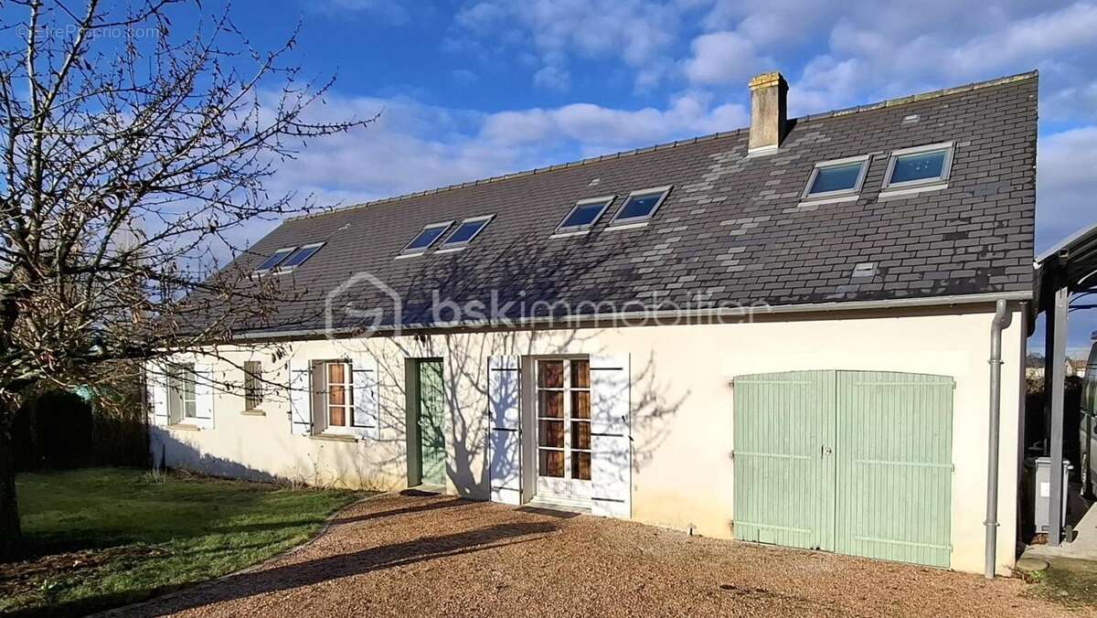 Maison à SAINT-LAURENT-EN-GATINES