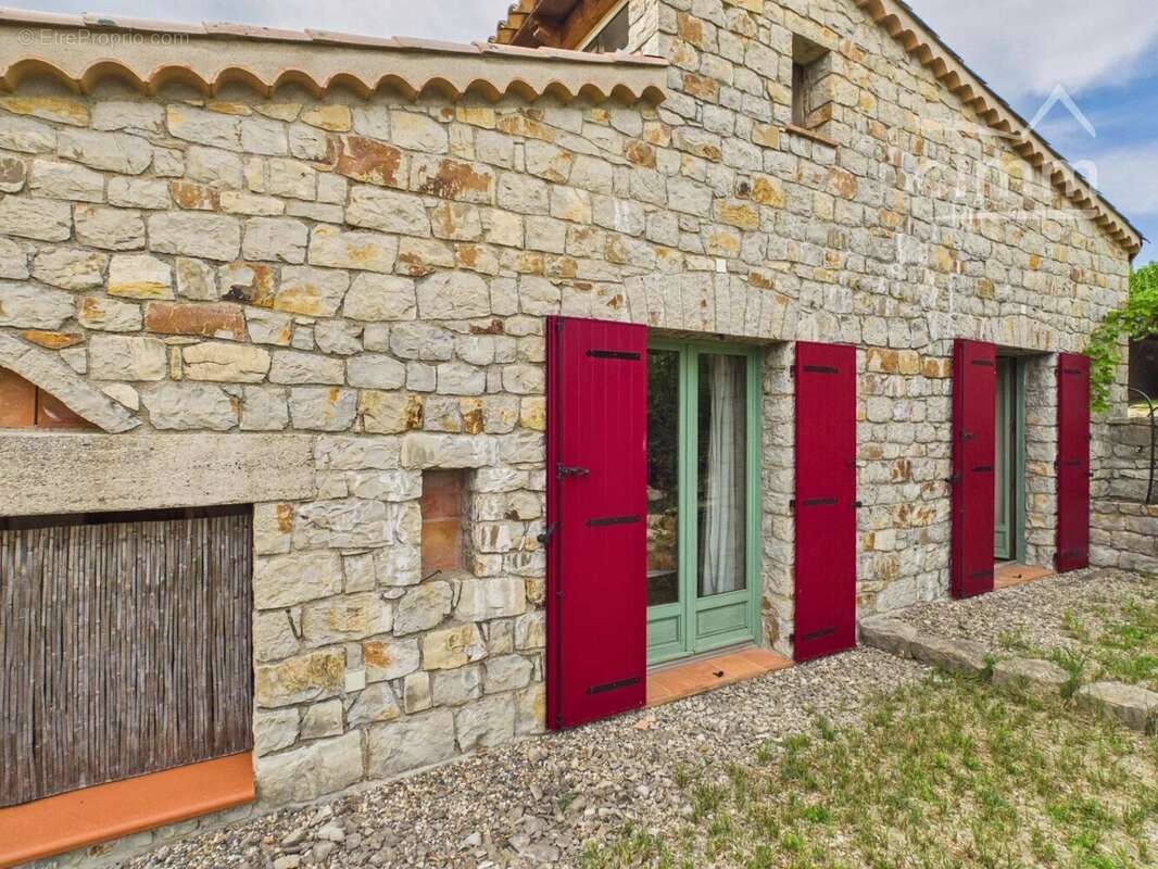 Maison à SAINT-ANDRE-DE-CRUZIERES