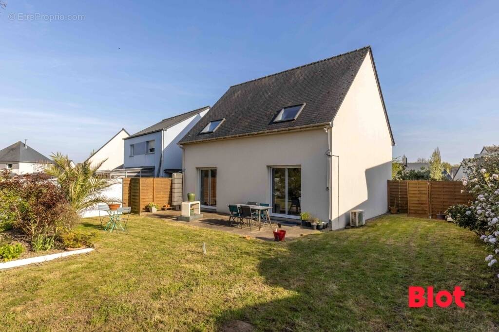 Maison à BOISGERVILLY