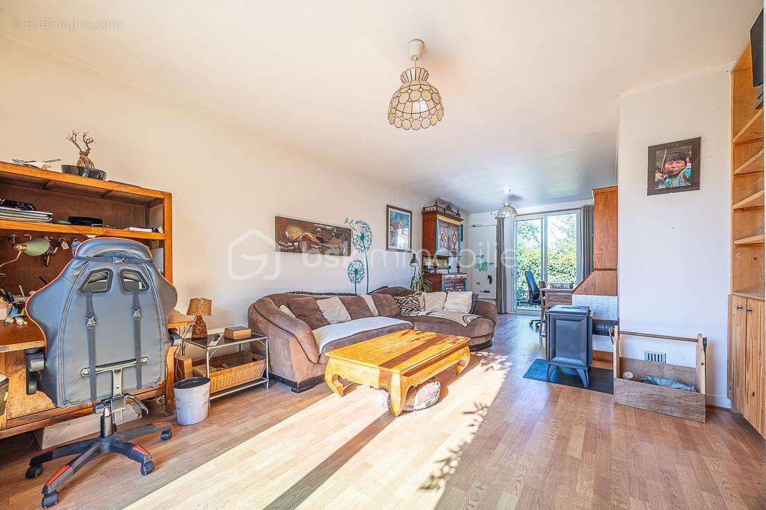 ***** plain-pied, 2 chambres, bureau, grand jardin arboré, quartier brizeaux à niort ***** - photo 4